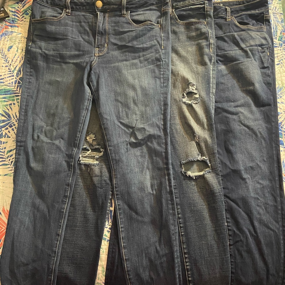 3 Pairs of American Eagle Outfits Women’s Jeans
